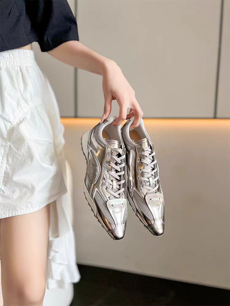 Women Shoes Hong Kong - Sepatu Olahraga Ujung Lancip yang Modis